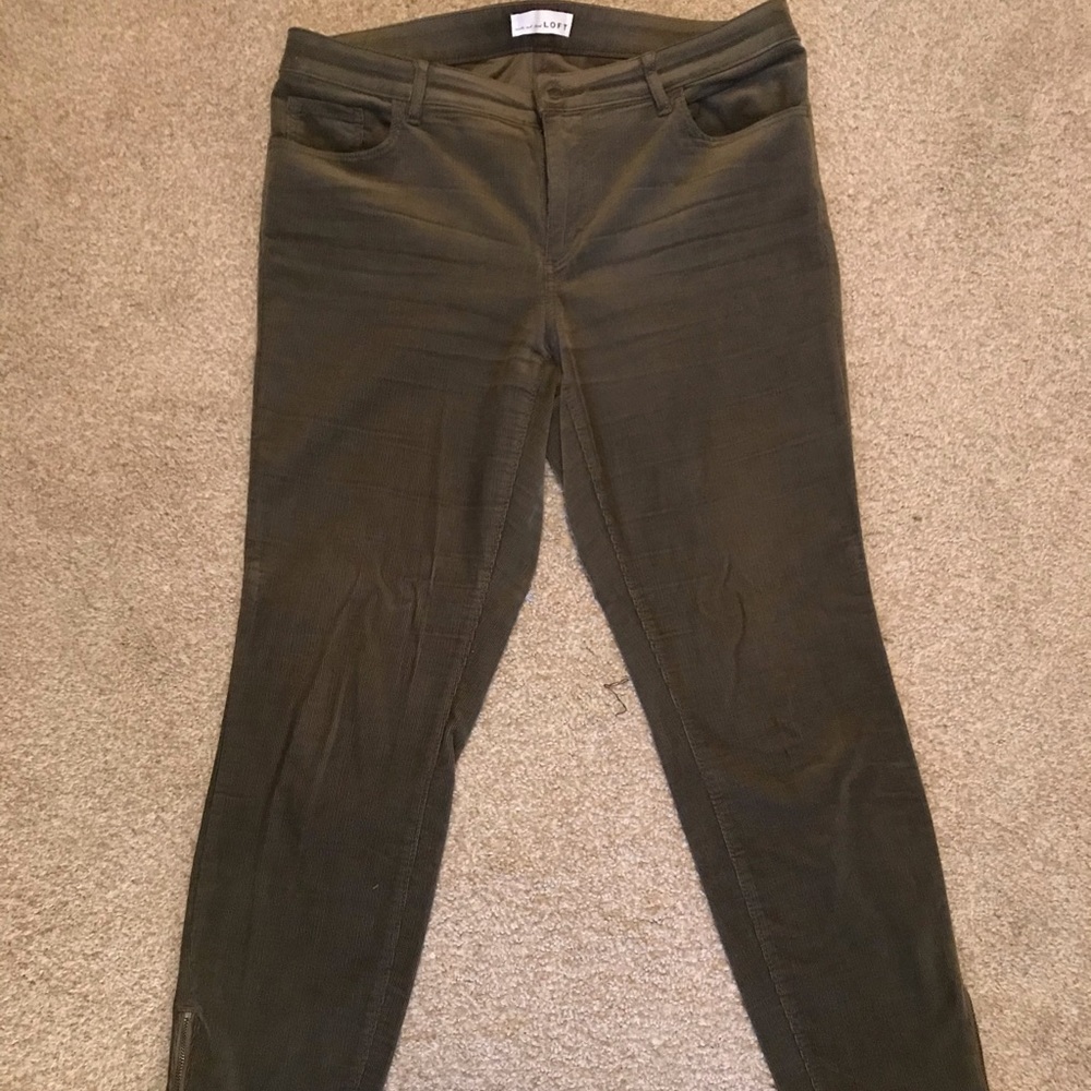 Loft Curvy Skinny Corduroy Pant